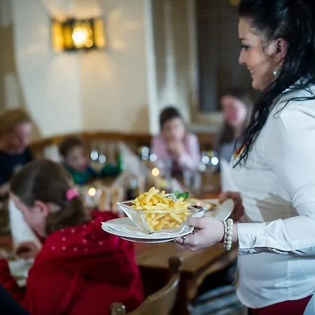Hotel Sumava 3*